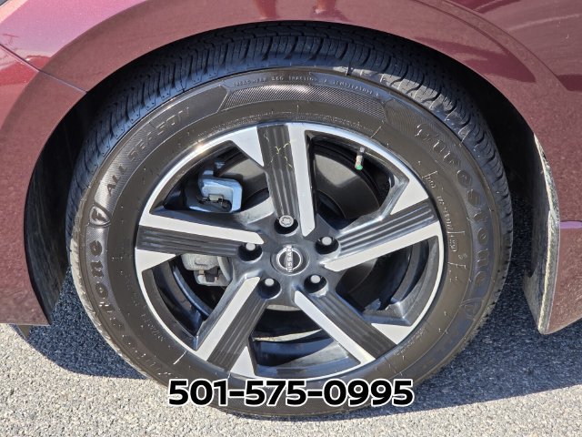 Used 2025 Nissan Sentra SV FWD image 18