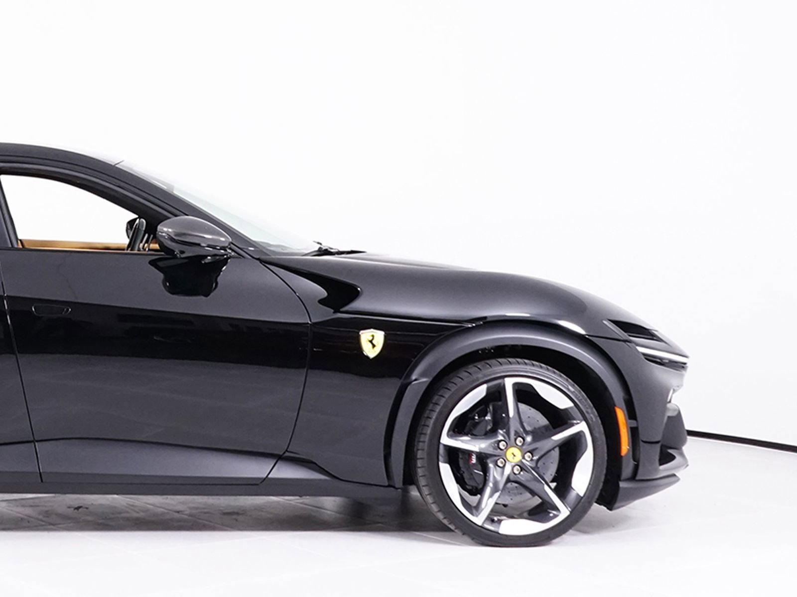 Used 2024 Ferrari Purosangue image 15