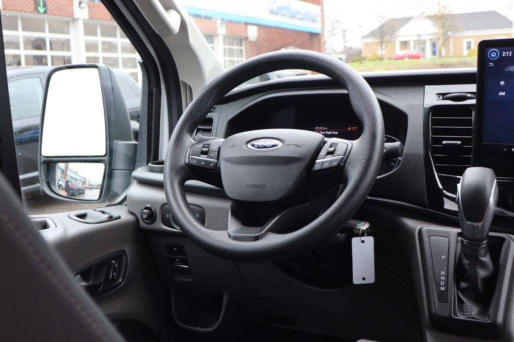 Used 2023 Ford Transit 350 XLT image 40