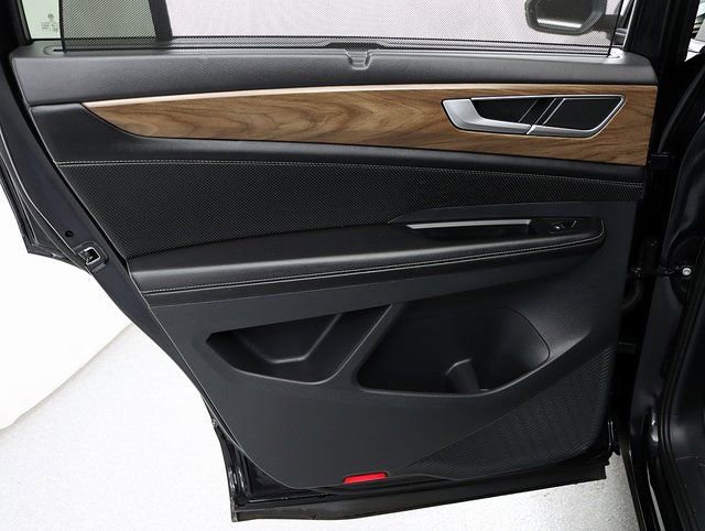 Used 2024 Volkswagen Atlas SE image 27