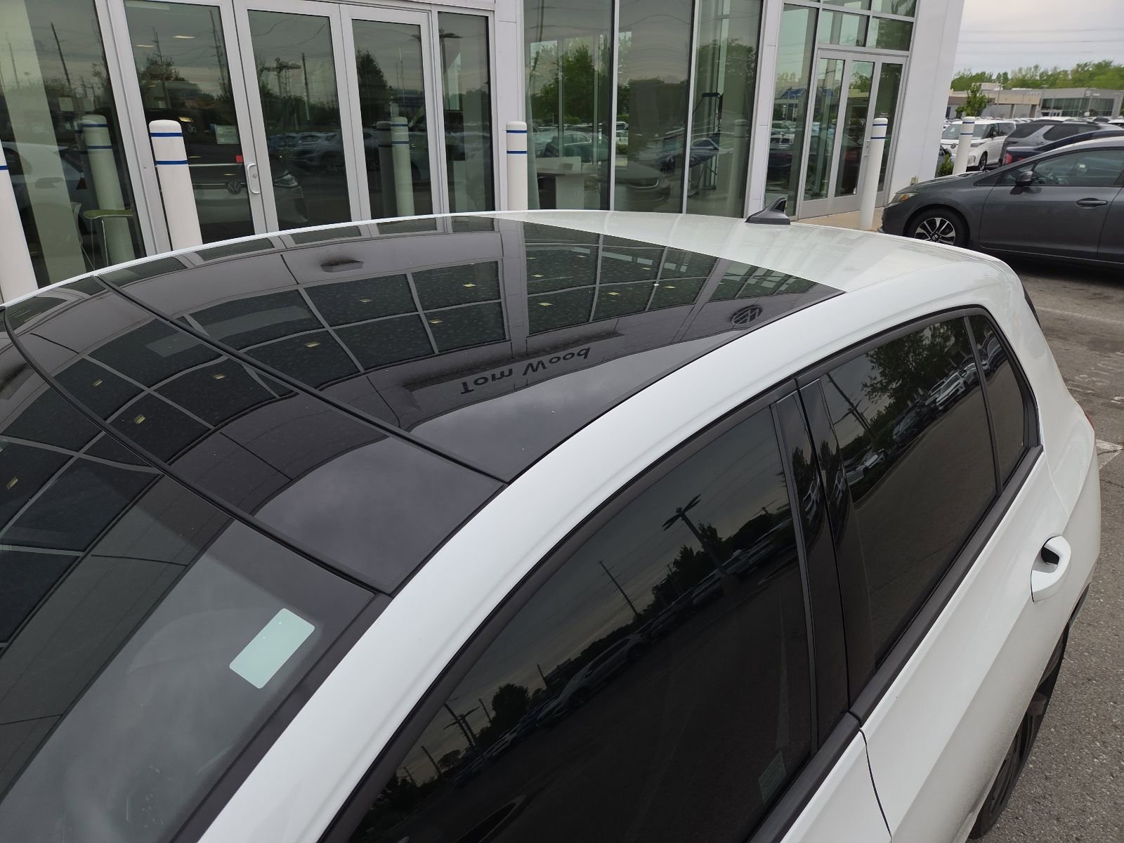 Certified 2022 Volkswagen GTI SE w/ SE Leather Package FWD image 17