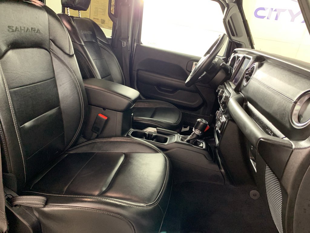 Used 2022 Jeep Wrangler Unlimited Sahara w/ Cold Weather Group image 40