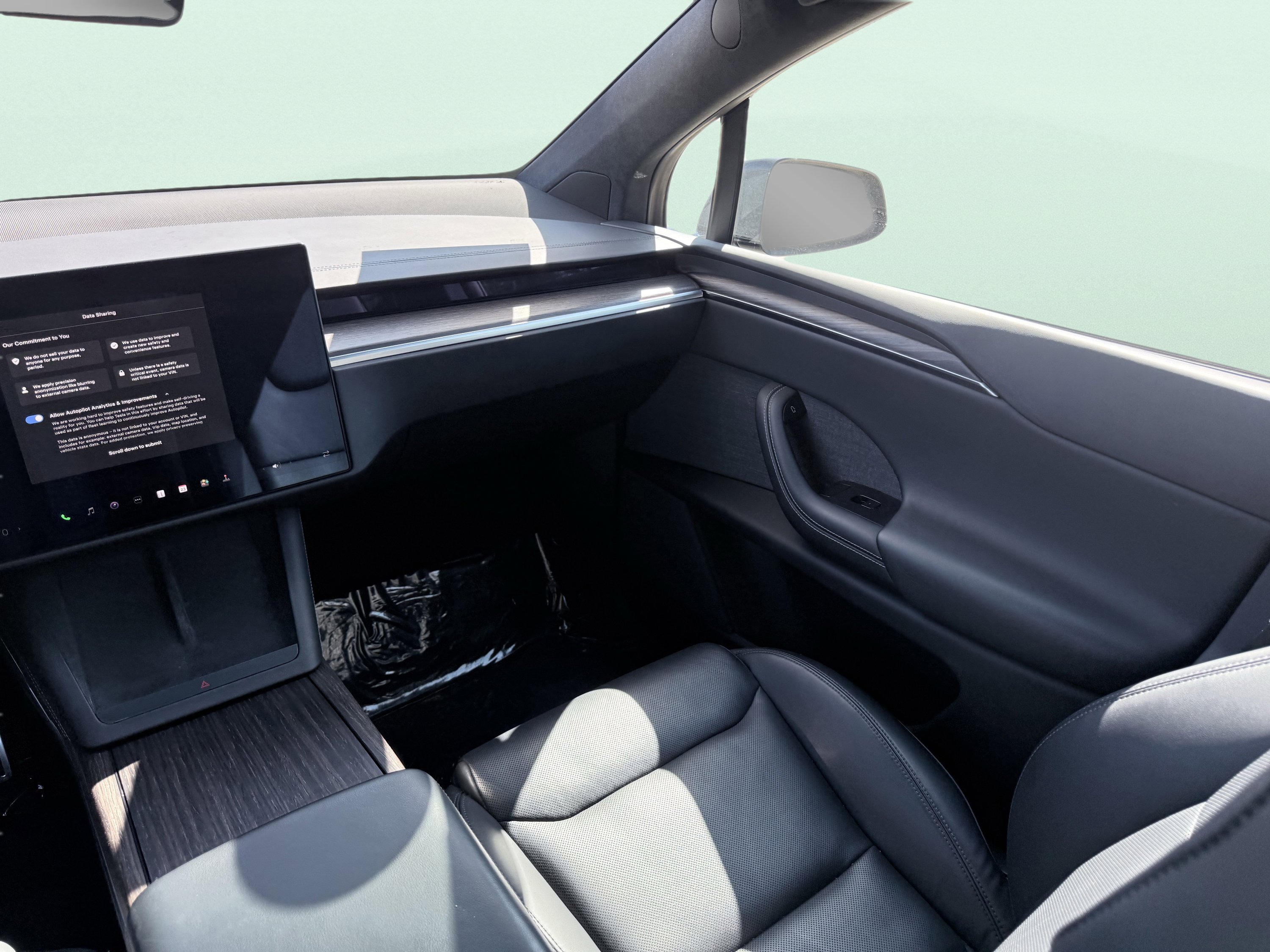 Used 2023 Tesla Model X image 61