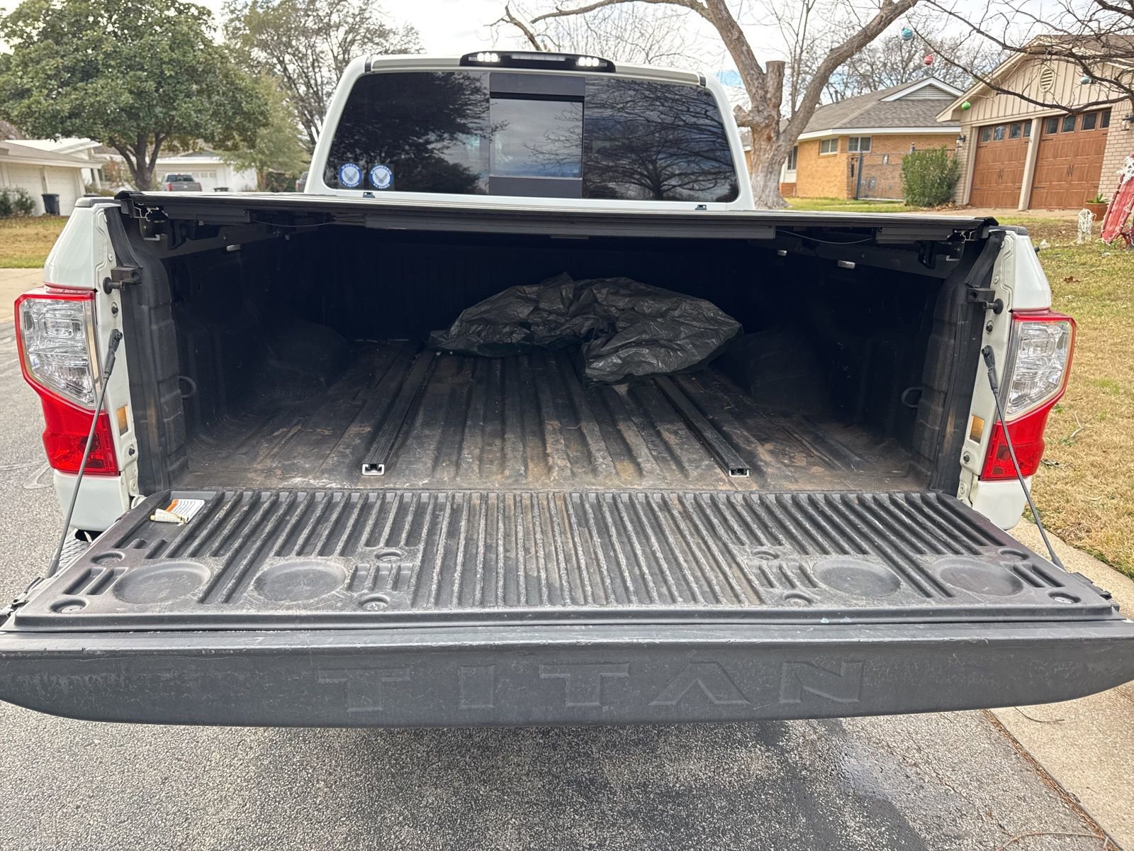 Used 2018 Nissan Titan PRO-4X w/ Pro-4x Convenience Package image 21