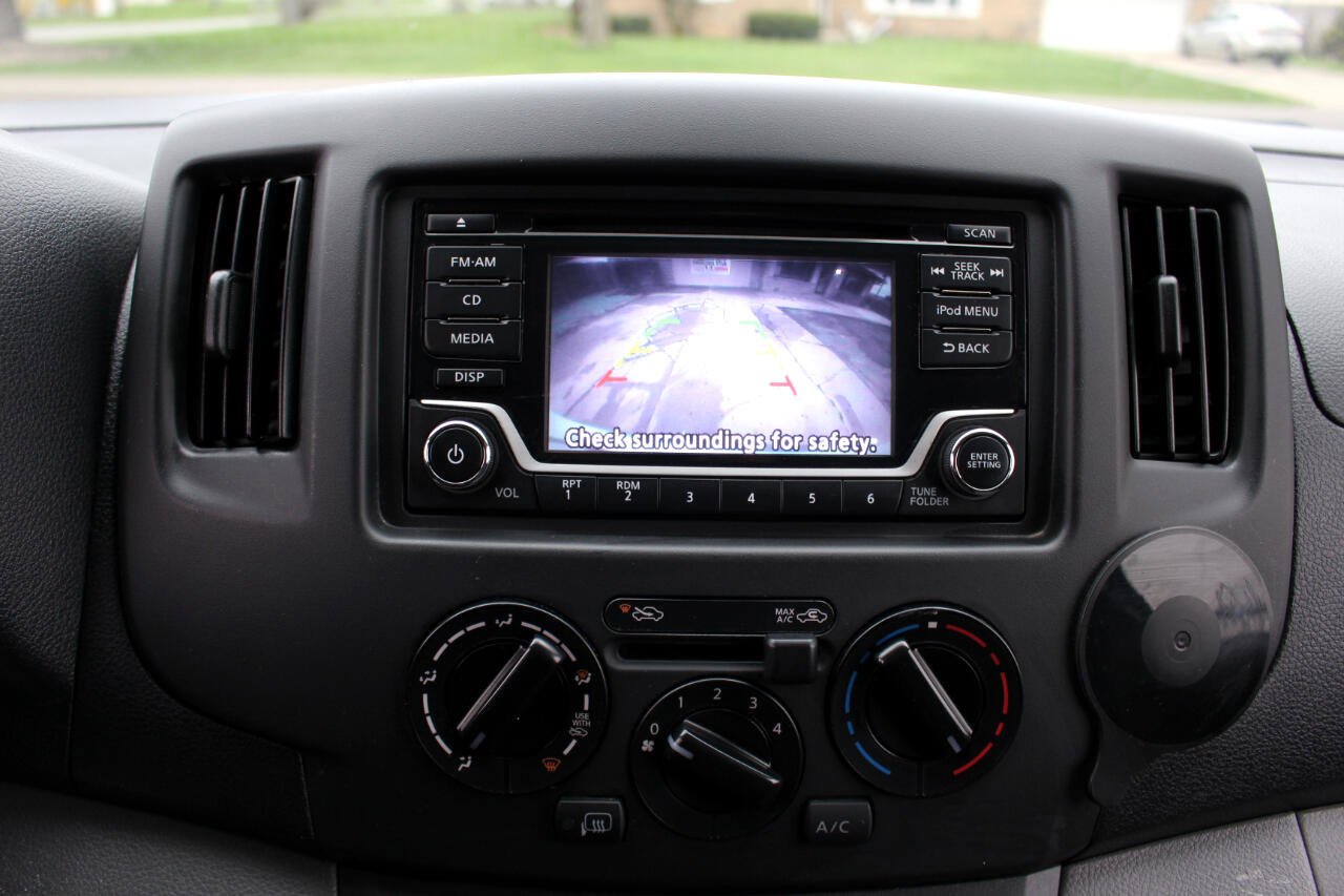 Used 2018 Nissan NV200 SV image 22