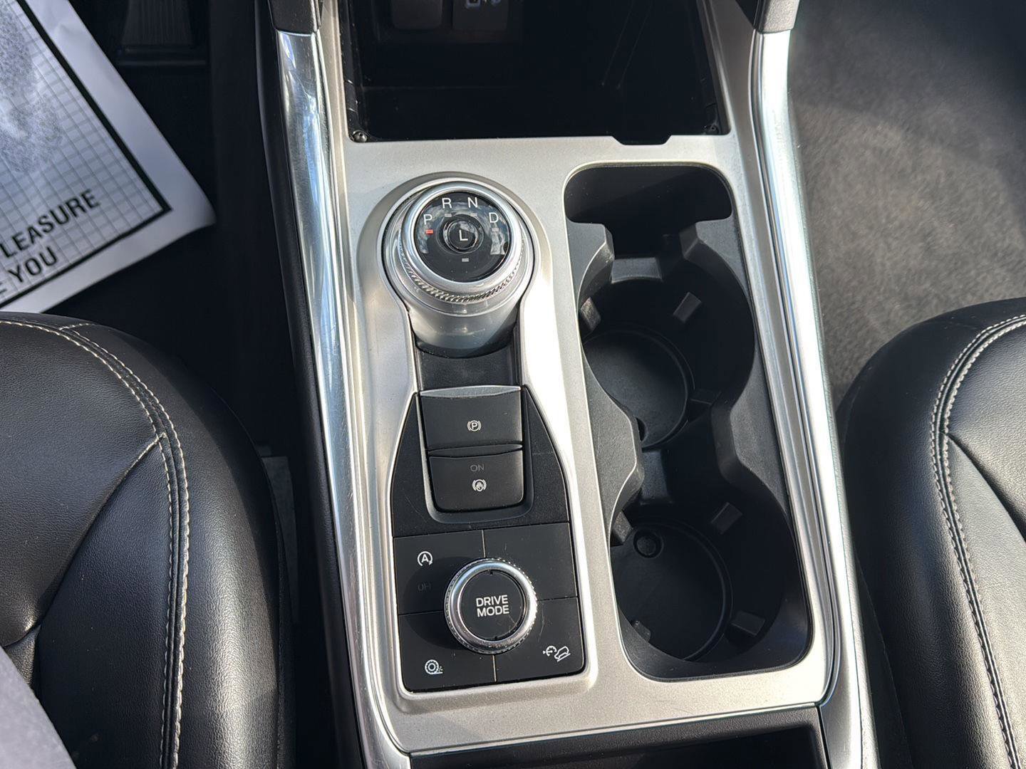 Used 2022 Ford Explorer XLT w/ Equipment Group 202A image 15