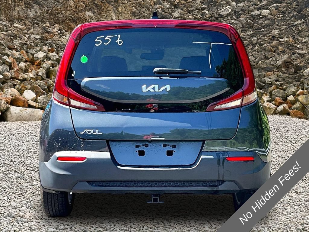 Used 2022 Kia Soul S FWD image 4