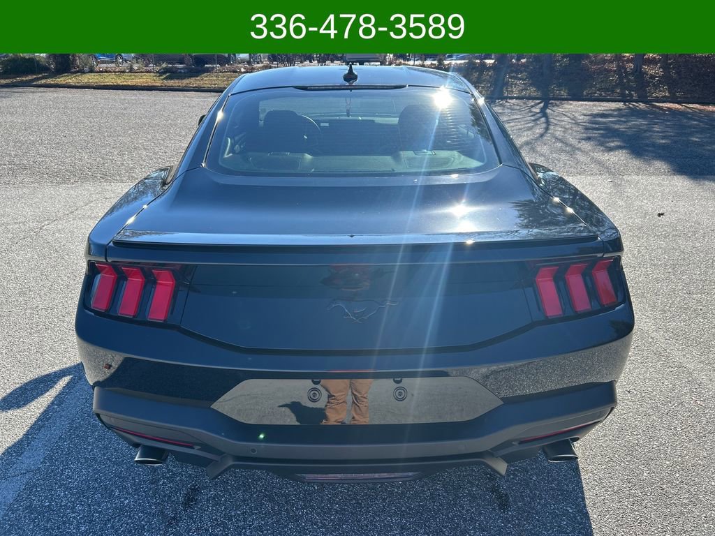 Used 2024 Ford Mustang EcoBoost image 4