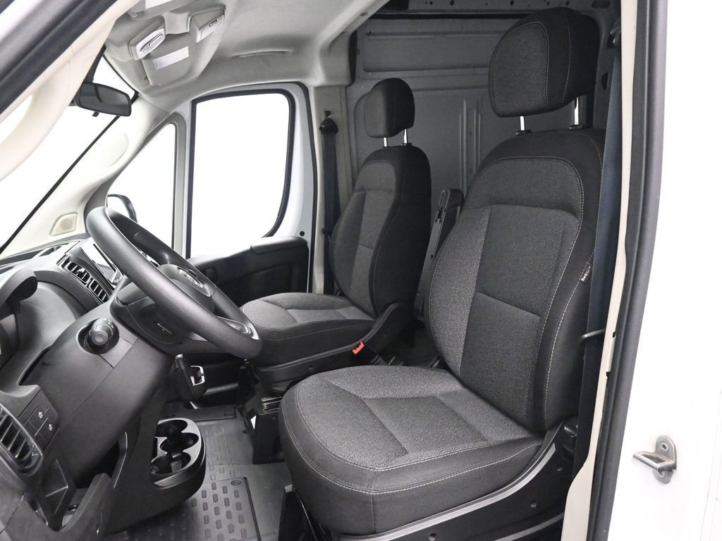 Used 2022 RAM ProMaster 2500 image 16