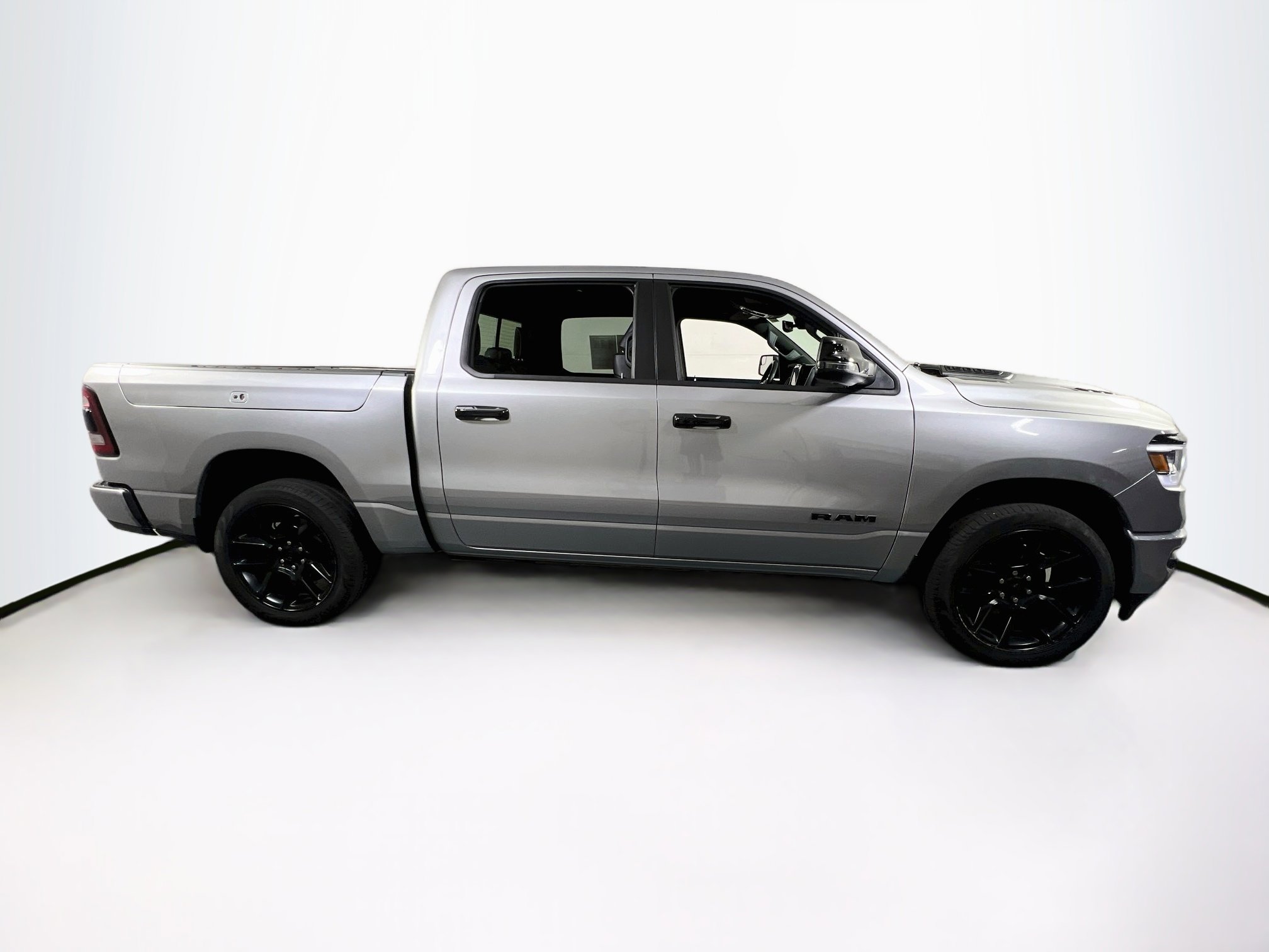 Used 2023 RAM 1500 Laramie image 4