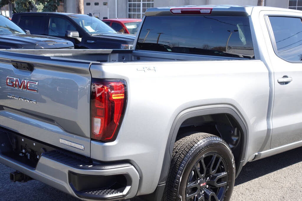 Used 2024 GMC Sierra 1500 Elevation AWD/4WD image 12