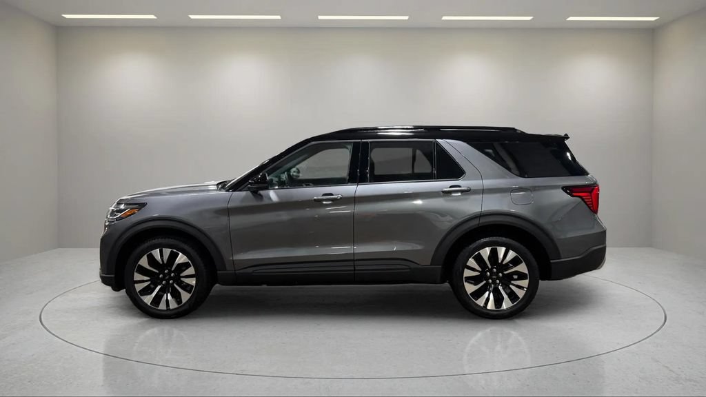 Used 2026 Ford Explorer Platinum w/ LUX Leather Package AWD/4WD image 15