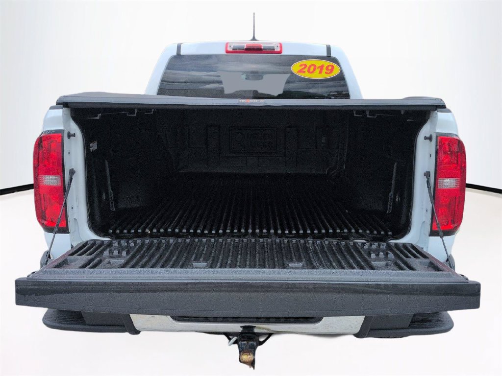 Used 2019 Chevrolet Colorado W/T w/ WT Convenience Package AWD/4WD image 16