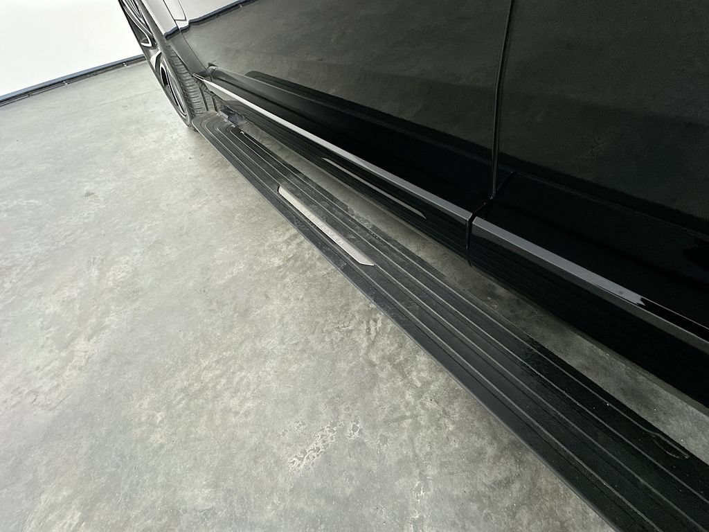 Used 2023 Land Rover Range Rover SE AWD/4WD image 38