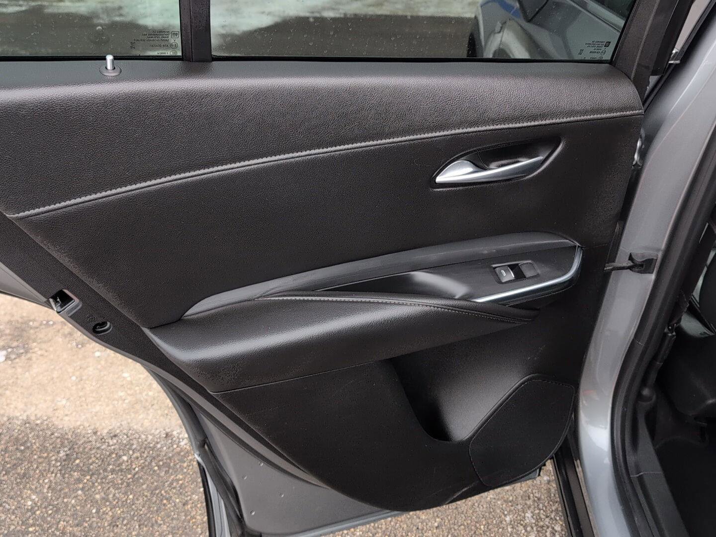 Used 2024 Cadillac XT4 Premium Luxury image 14