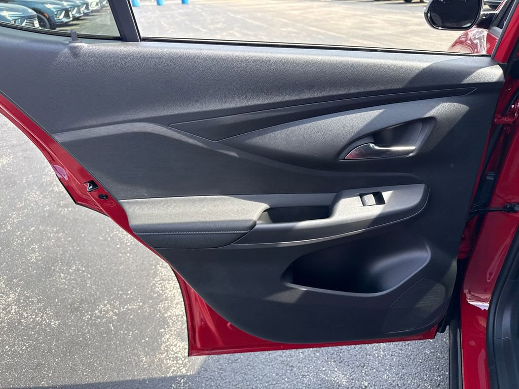 New 2026 Buick Envista Sport Touring w/ Convenience I Package FWD image 32