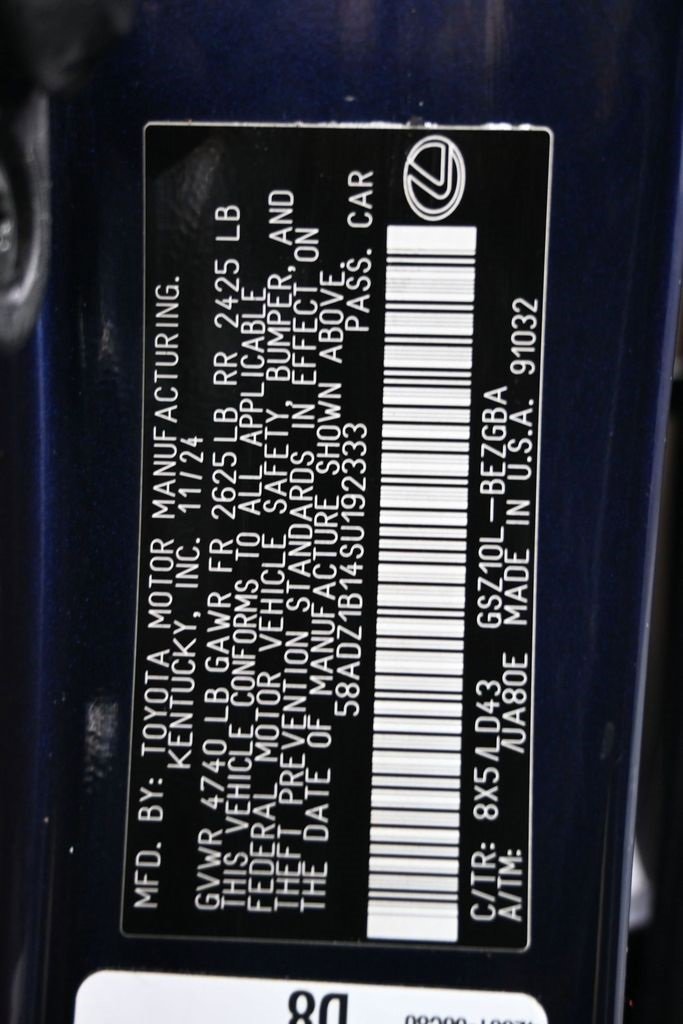 Used 2025 Lexus ES 350 w/ Premium Package image 40