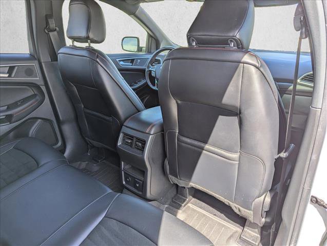 Used 2022 Ford Edge ST-Line image 27