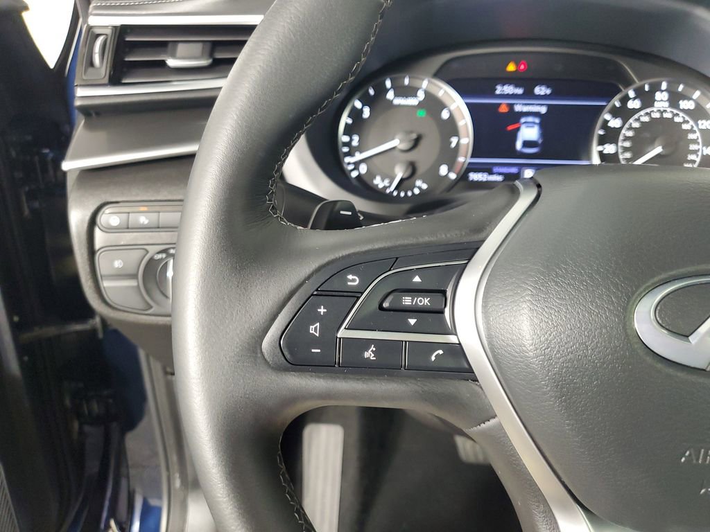 Used 2025 INFINITI QX55 Luxe w/ Accent Package image 29