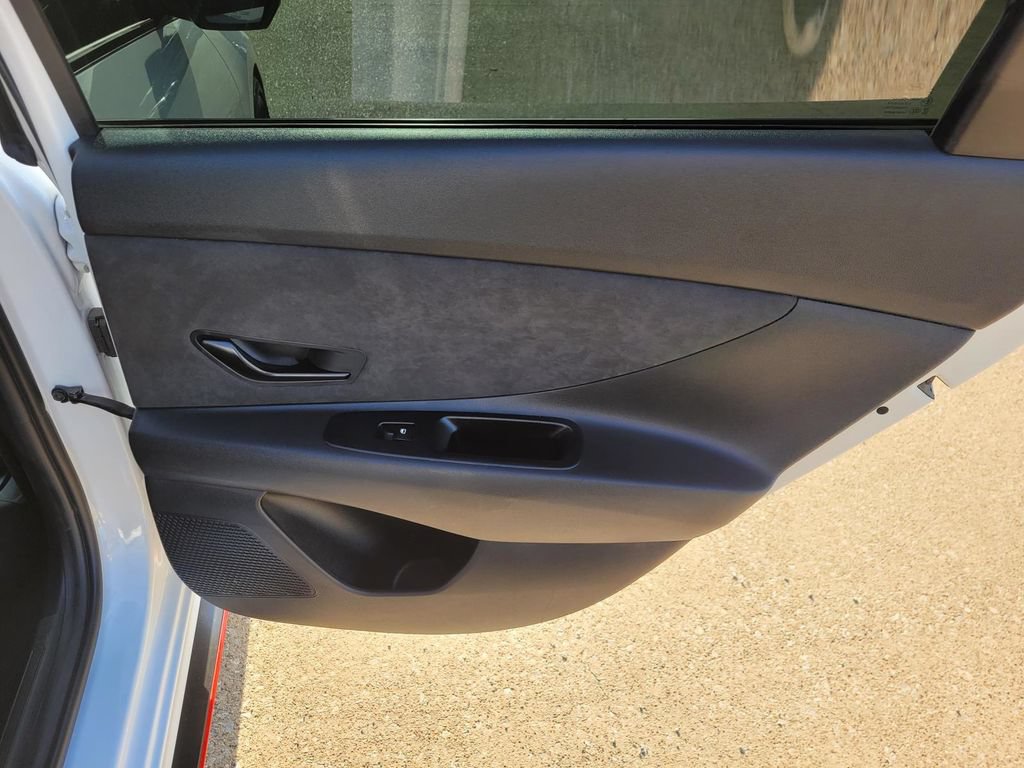 Used 2025 Hyundai Elantra N FWD image 10