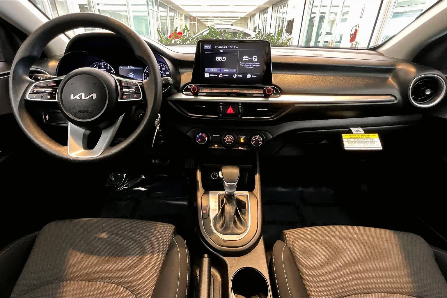 Used 2022 Kia Forte LXS FWD image 14