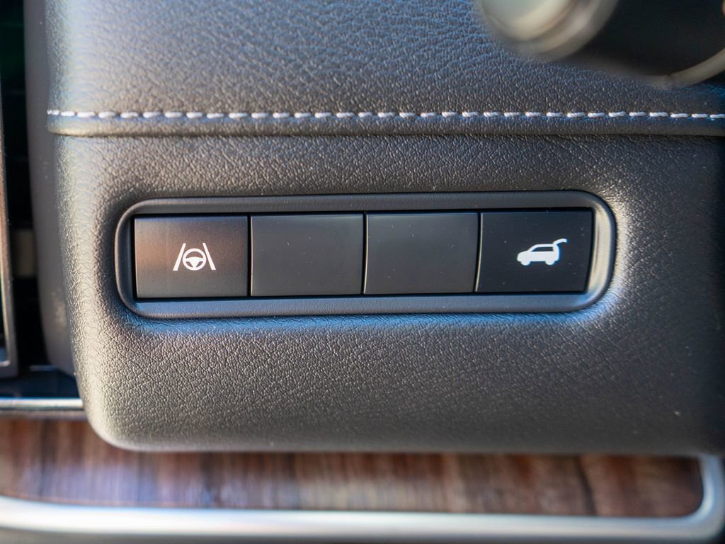 Used 2026 Nissan Armada SL w/ Captain's Chari Seat Package AWD/4WD image 19