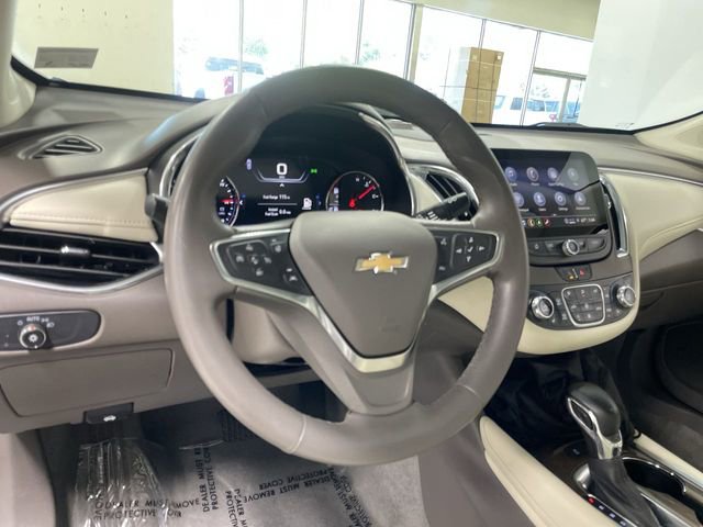 Used 2024 Chevrolet Malibu LT FWD image 14