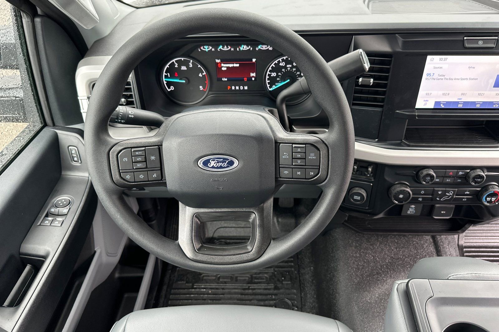 New 2025 Ford F550 2WD Regular Cab Super Duty image 23