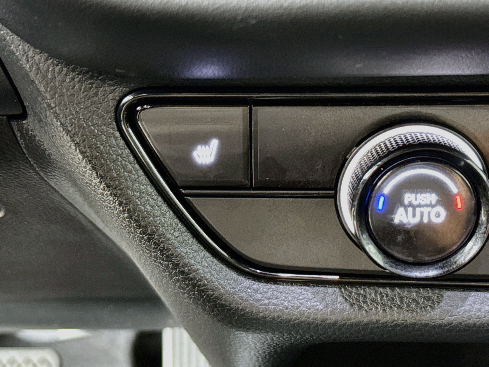 Used 2025 Honda HR-V Sport image 24