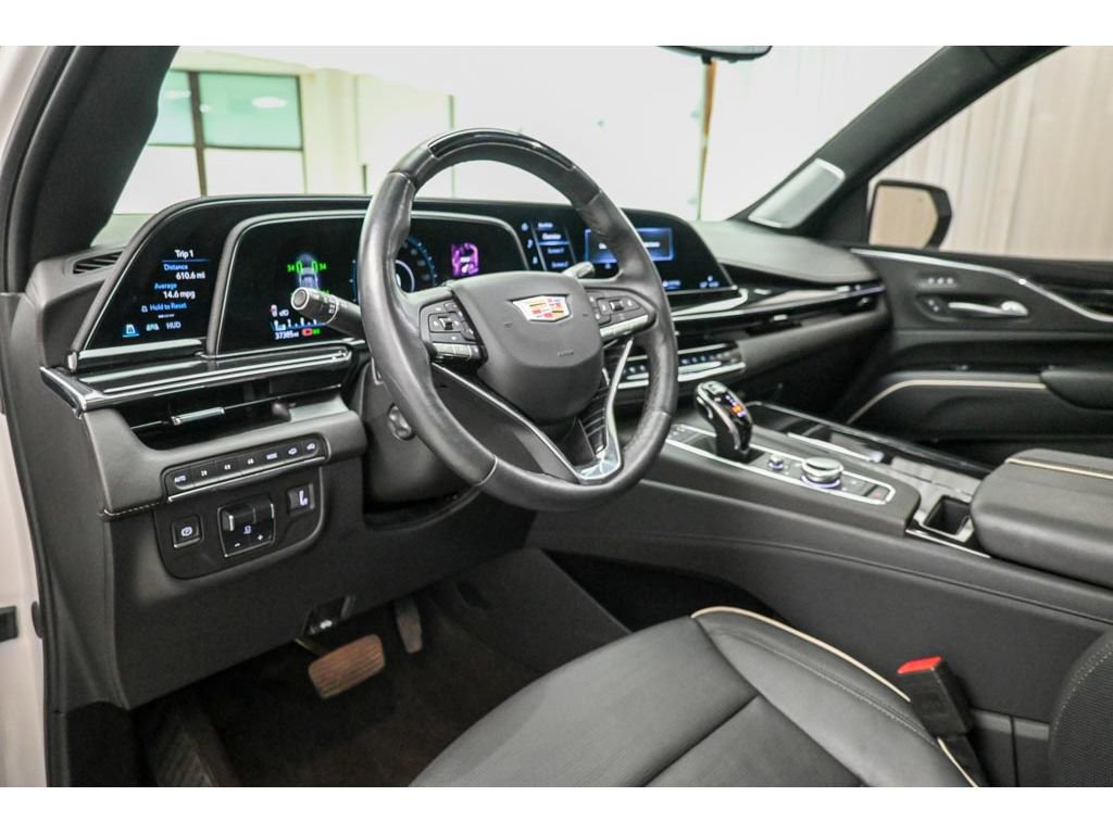 Certified 2024 Cadillac Escalade Sport w/ LPO, ONYX Package image 39