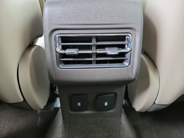 Used 2023 Lincoln Corsair Reserve w/ Equipment Group 201A AWD/4WD image 23