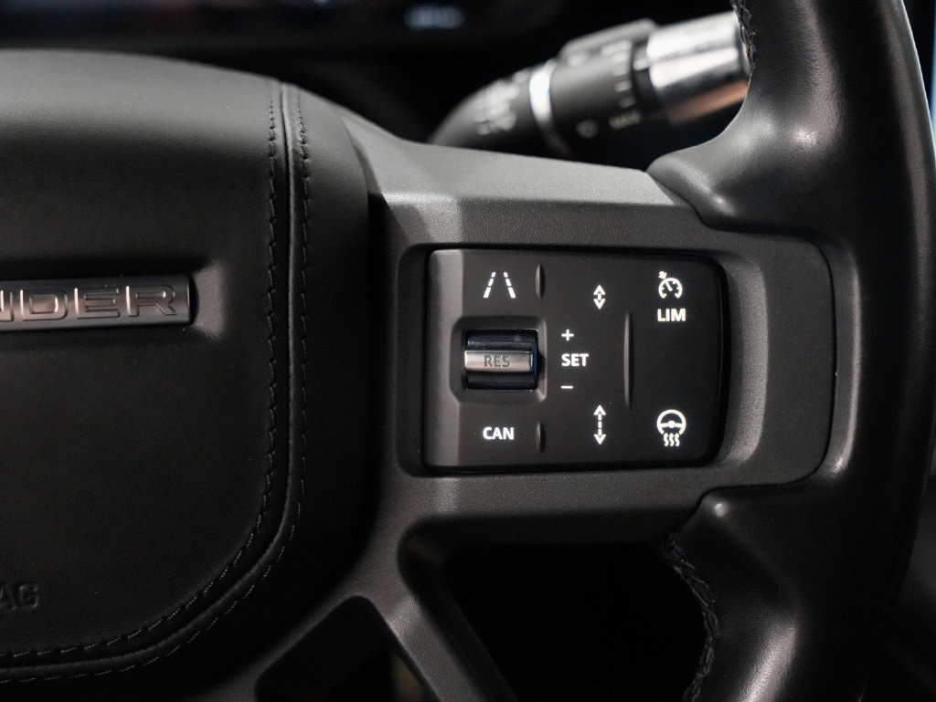Used 2020 Land Rover Defender 110 X AWD/4WD image 16
