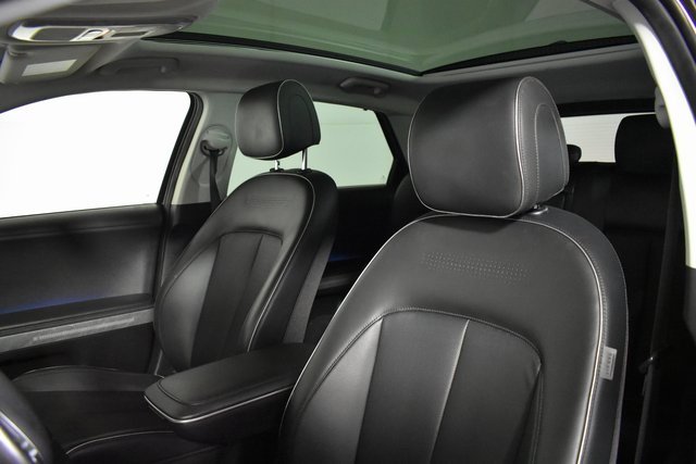 Used 2022 Hyundai Ioniq 5 Limited w/ Cargo Package image 10