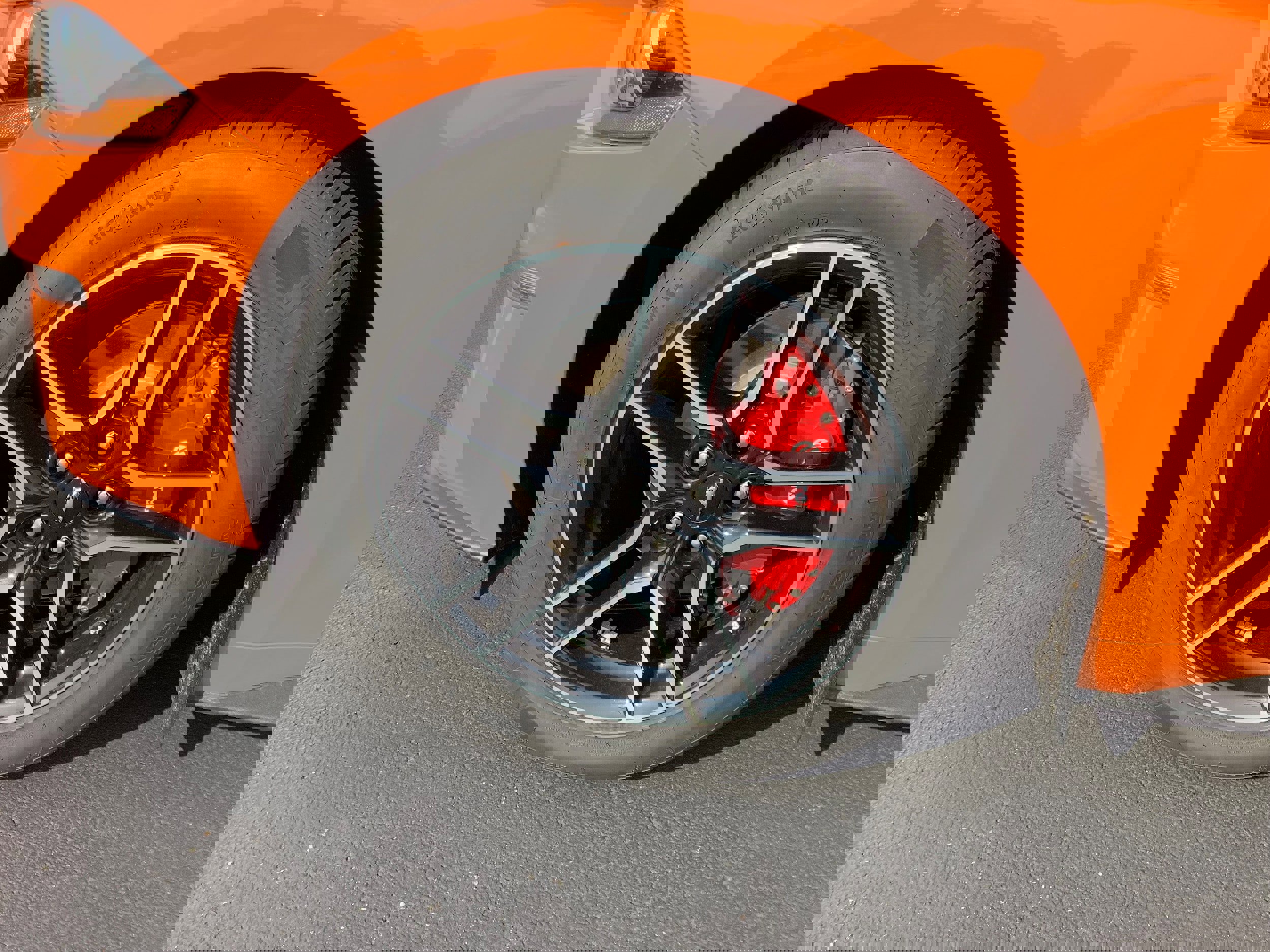 Used 2021 Ford Mustang Convertible w/ Equipment Group 101A image 5