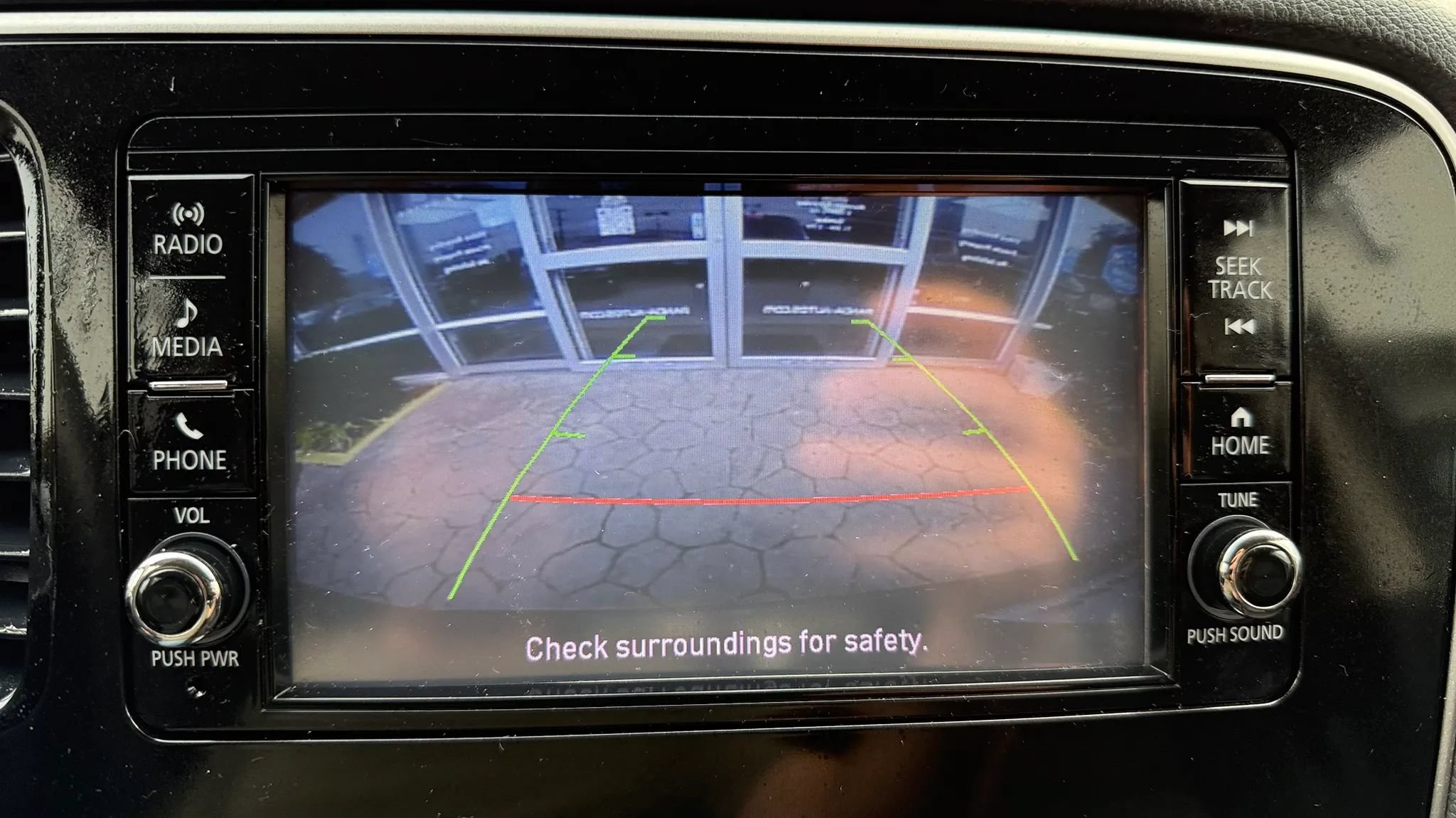 Used 2020 Mitsubishi Outlander ES FWD image 18