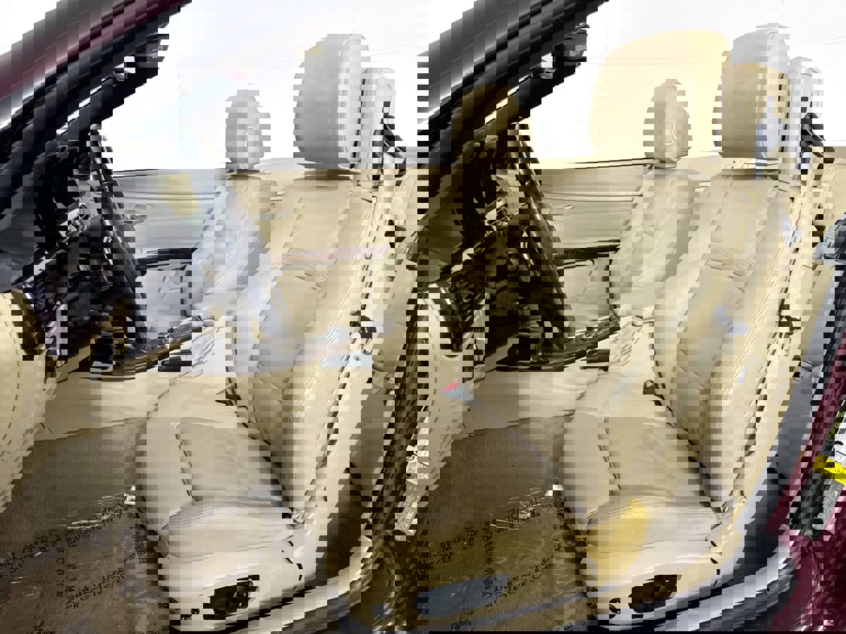 Used 2010 BMW 328i Convertible image 24