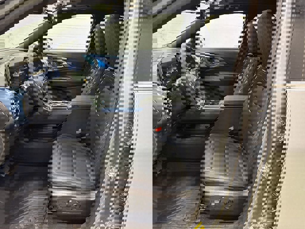 New 2026 Chevrolet Equinox EV LT w/ Convenience Package II image 9