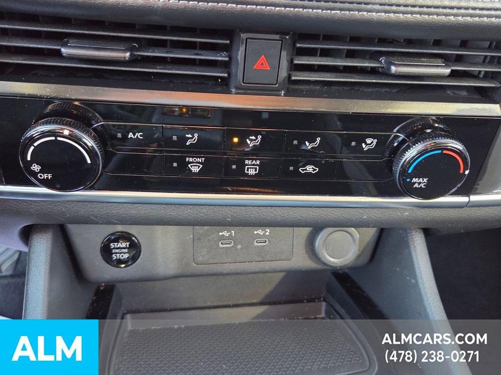 Used 2024 Nissan Rogue S image 22