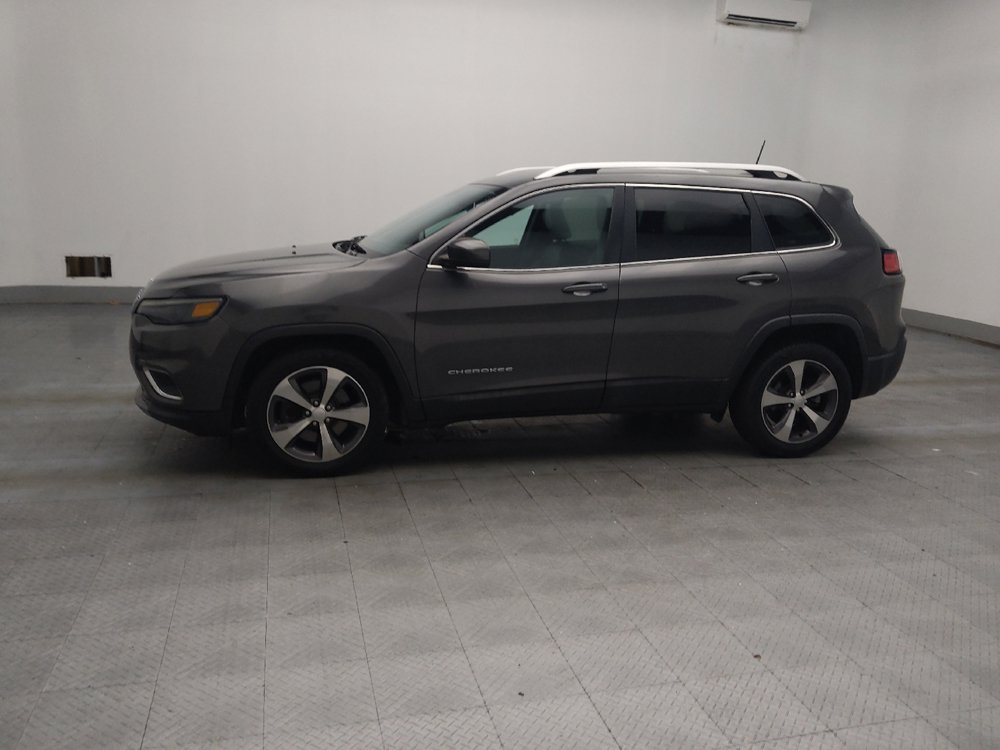 Used 2019 Jeep Cherokee Limited FWD image 2