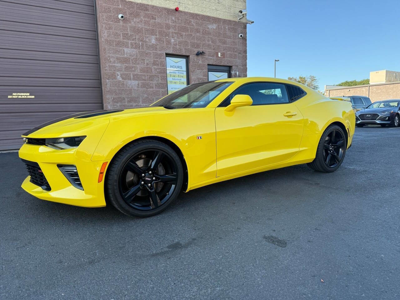 Used 2016 Chevrolet Camaro SS image 3