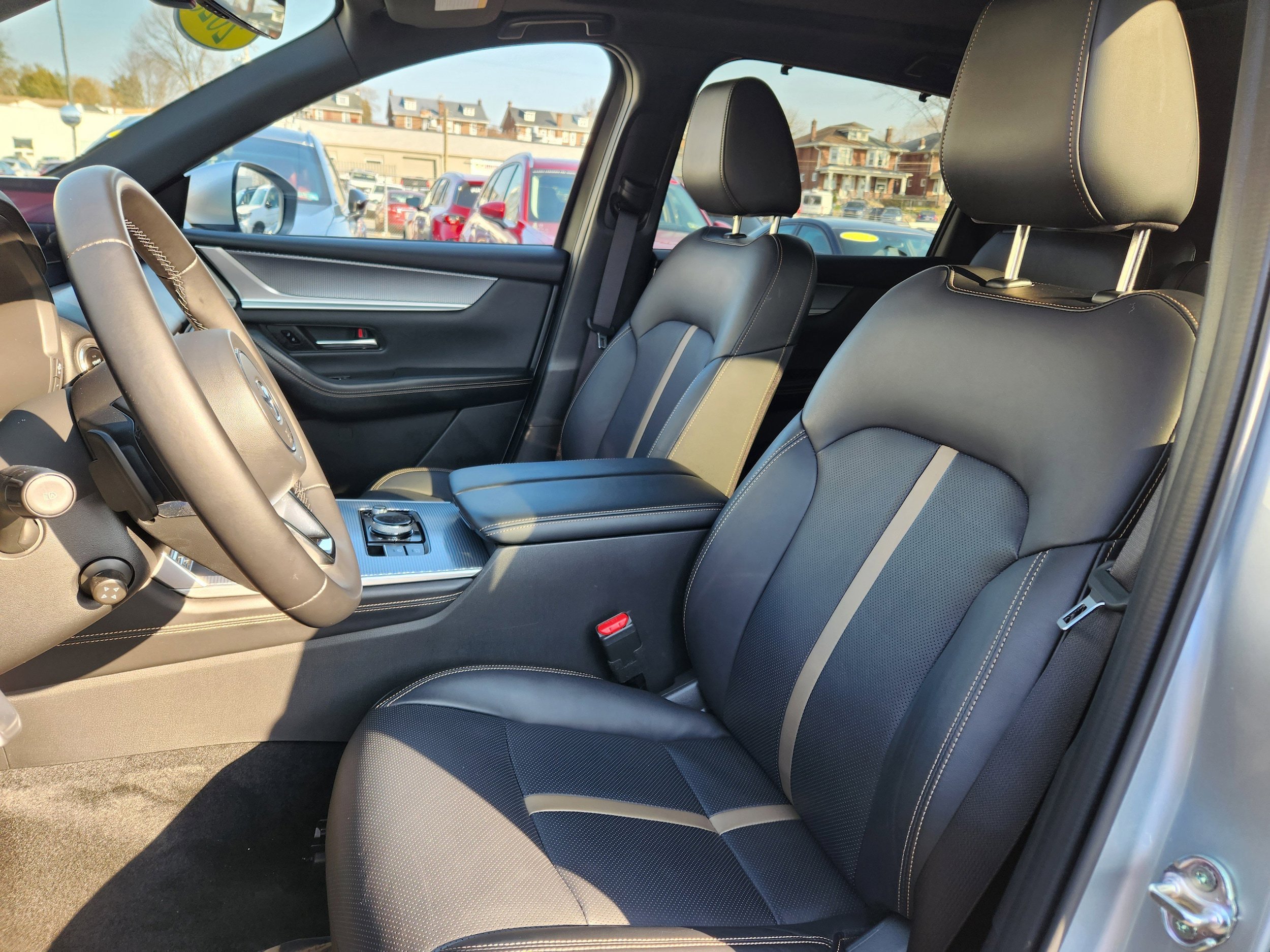 Certified 2025 MAZDA CX-90 3.3 Turbo S w/ Premium Package image 10