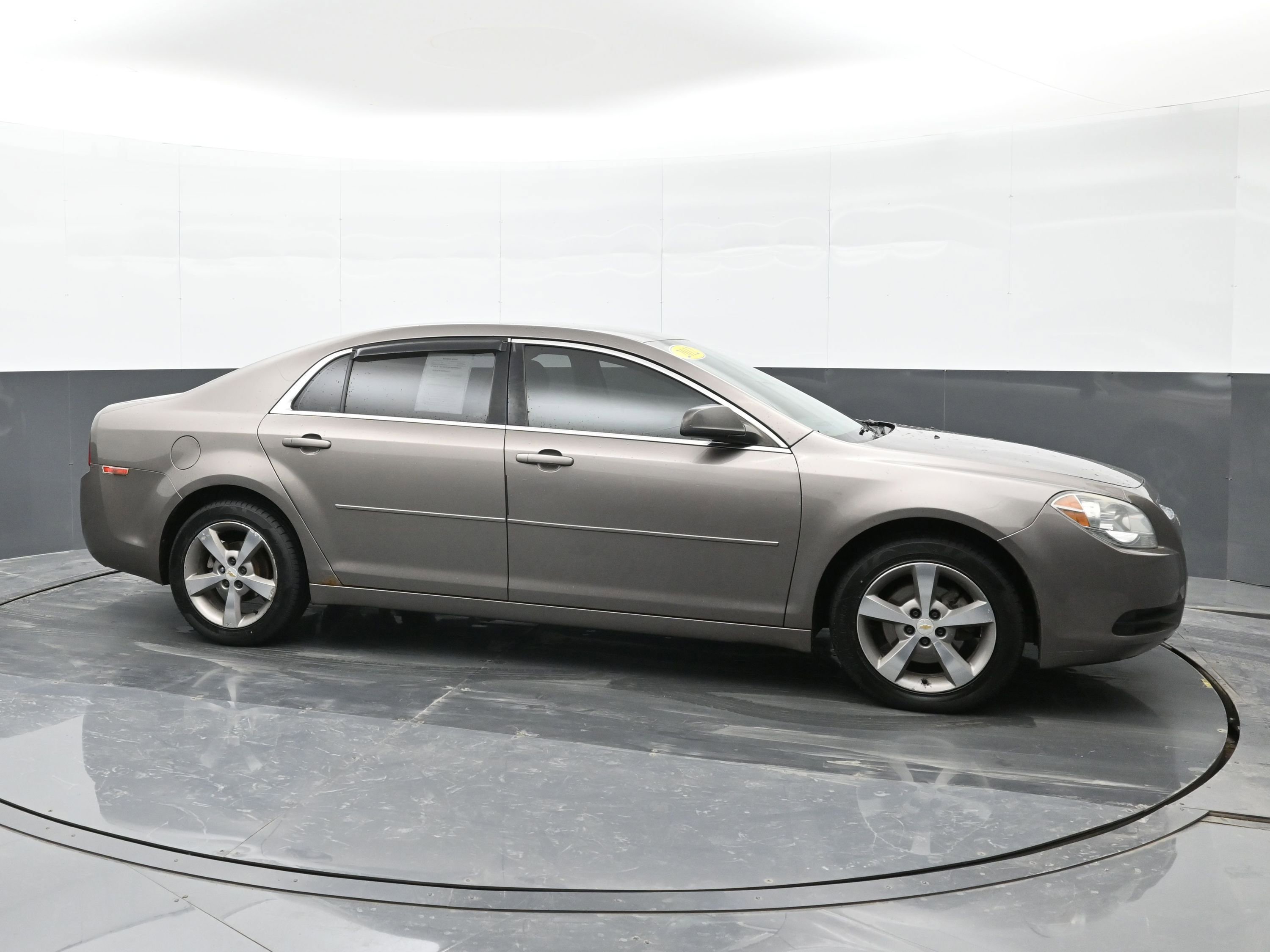 Used 2012 Chevrolet Malibu LS image 9