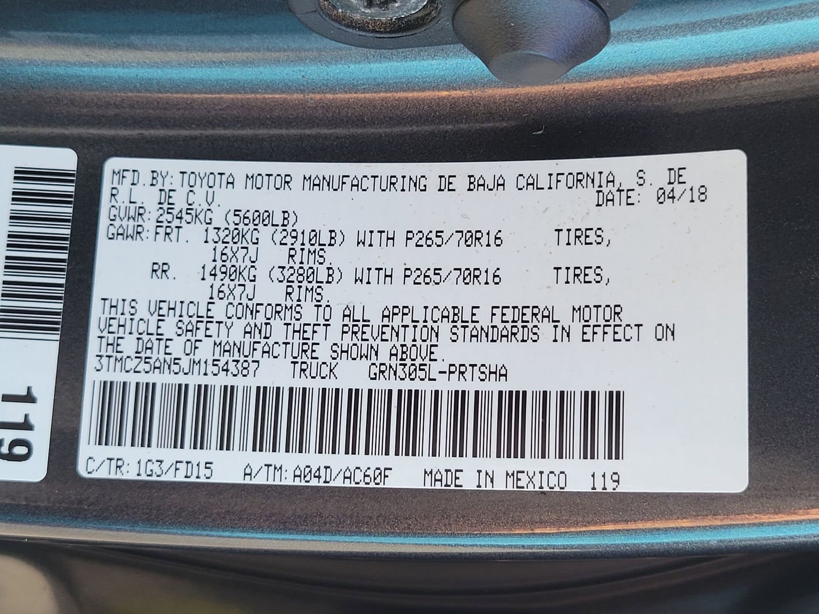 Used 2018 Toyota Tacoma TRD Off-Road w/ Technology Package image 17