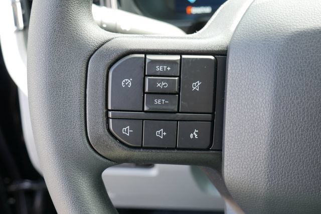New 2026 Ford F350 XLT w/ XLT Premium Package AWD/4WD image 18