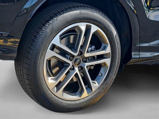 Certified 2025 Audi Q5 Premium w/ Convenience Package AWD/4WD image 29