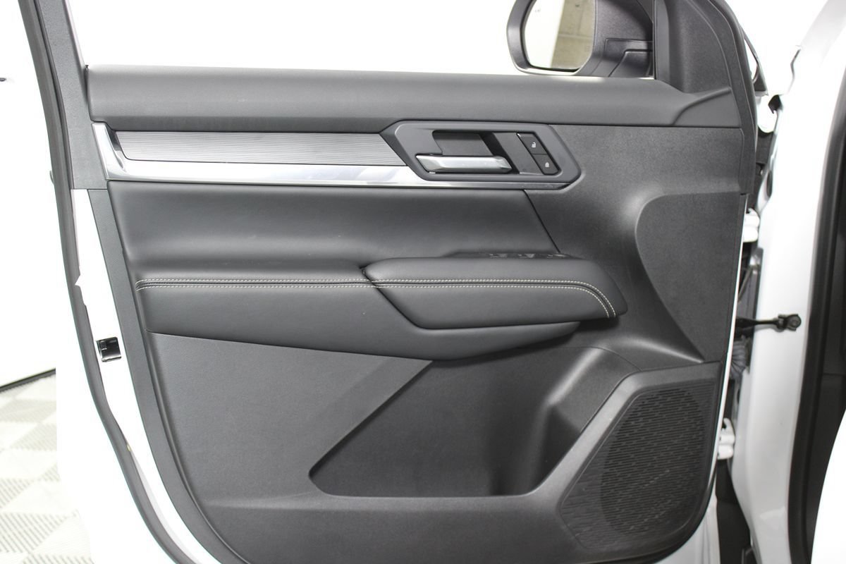 Used 2026 GMC Terrain Elevation FWD image 5