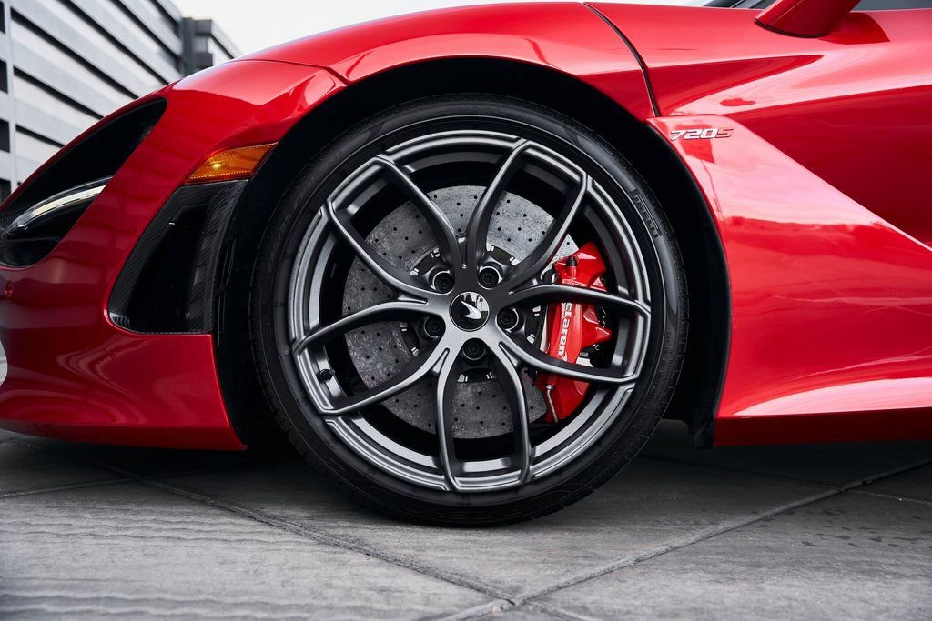 Used 2021 McLaren 720S Performance image 3