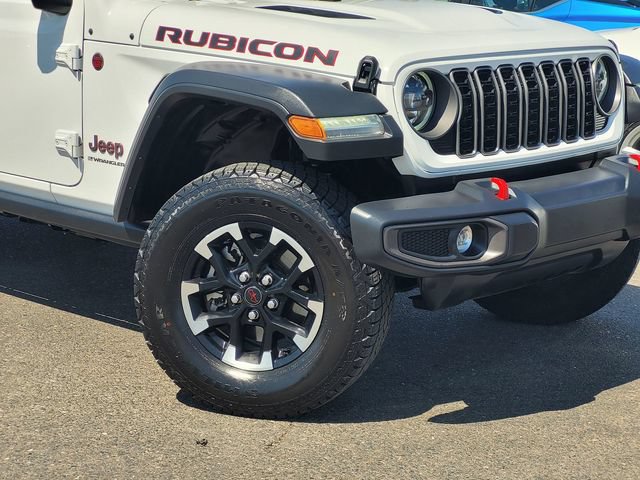 Used 2025 Jeep Wrangler Unlimited Rubicon AWD/4WD image 9