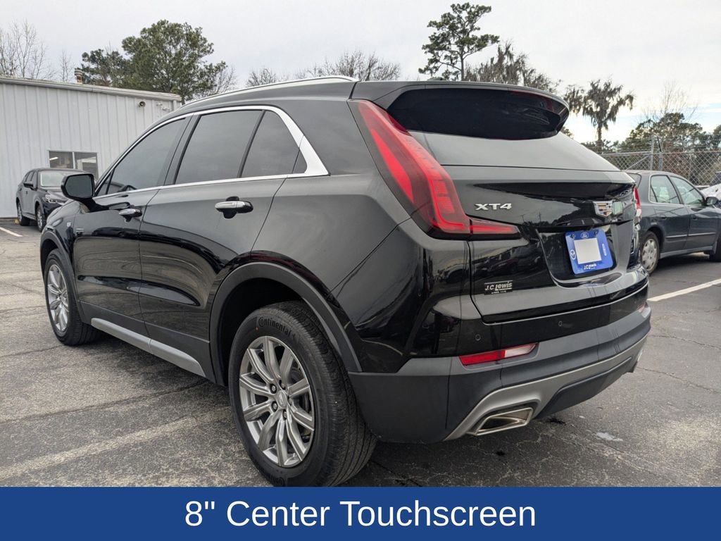 Used 2021 Cadillac XT4 Premium Luxury w/ Cold Weather Package image 6