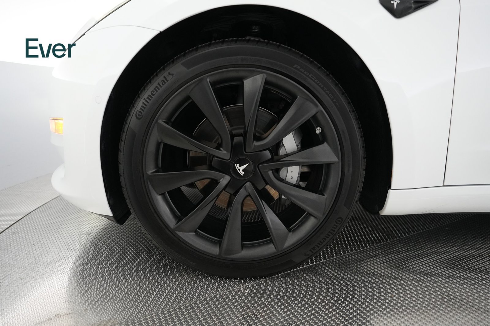 Used 2019 Tesla Model 3 Standard Range RWD image 19